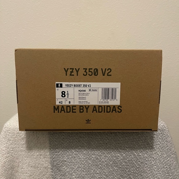 Yeezy Boost 350 V2 - Picture 7 of 7